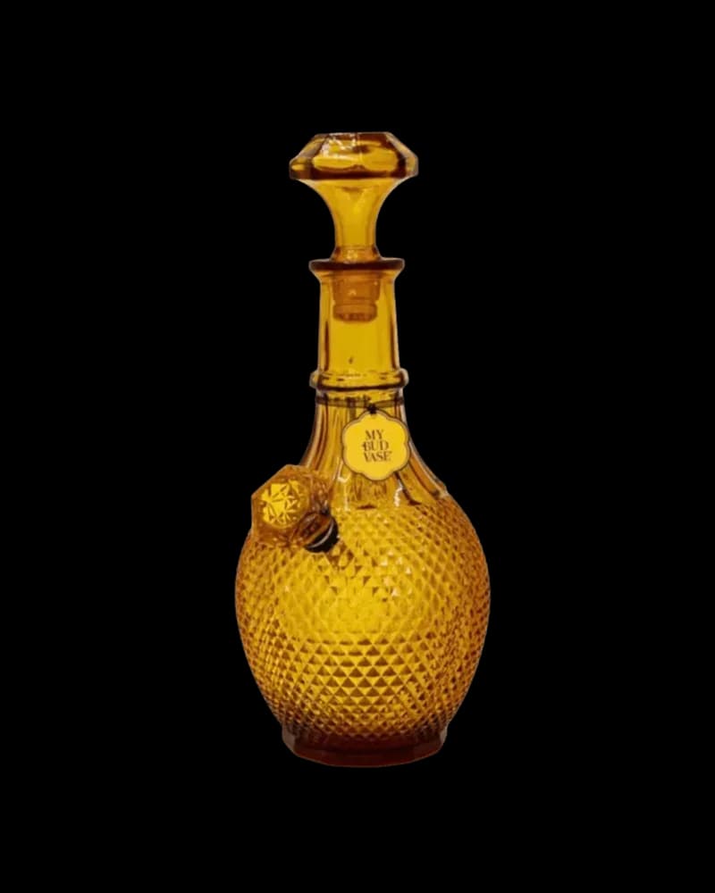 My Bud Vase Jewel amber glass bong with diamond-pattern bulbous chamber and removable stem