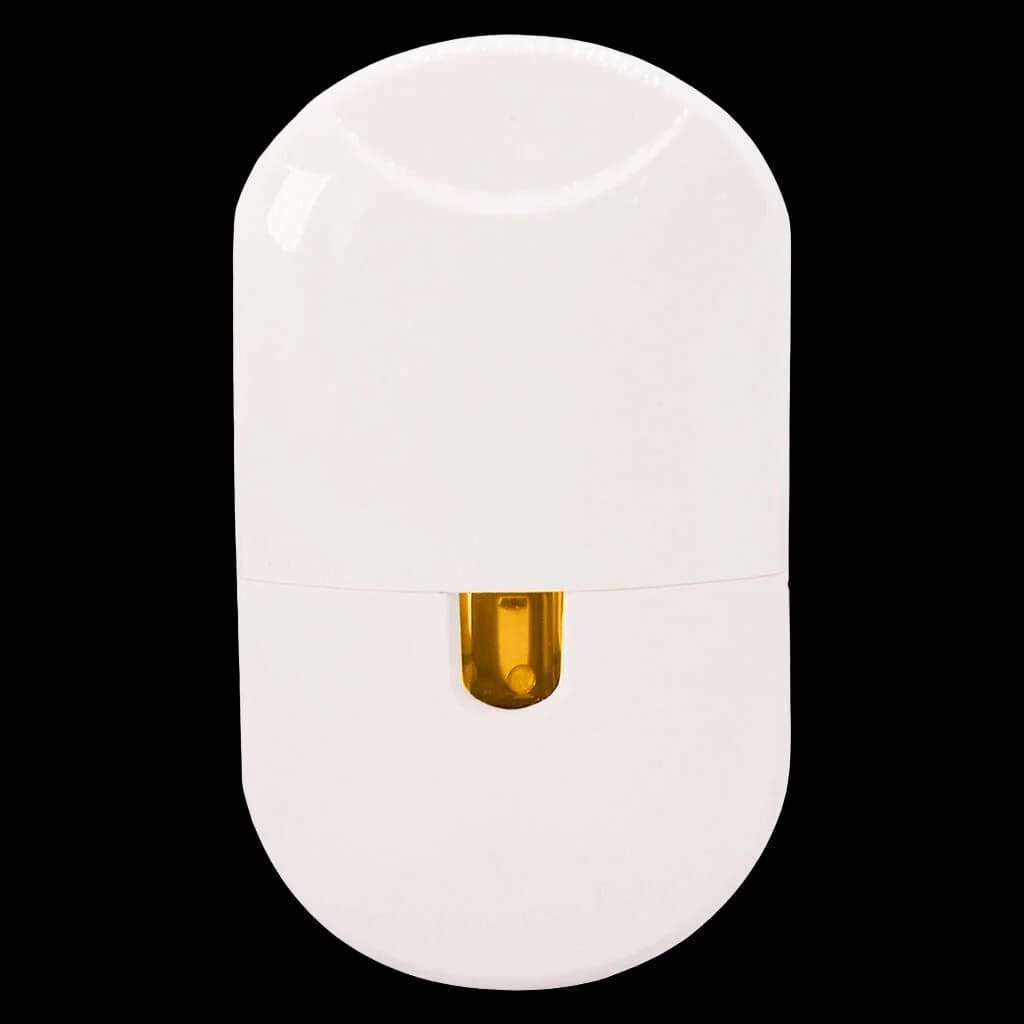 LITTI Chillberry CBD + CBG disposable vape pen with white body and gold mouthpiece