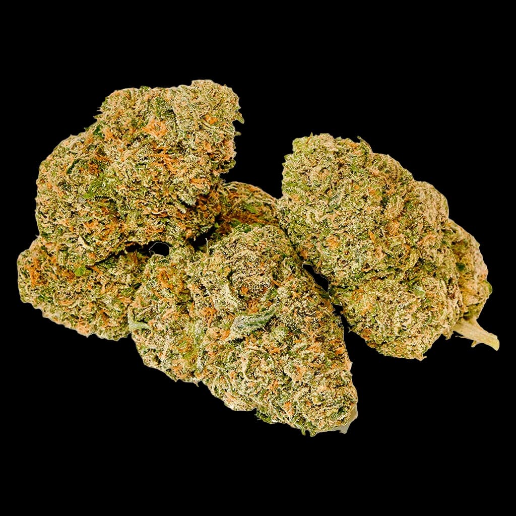 Boutons de fleurs séchées Cannabis Cartel QUADS GSC avec des trichomes denses et une coloration vert-dorée sur fond blanc