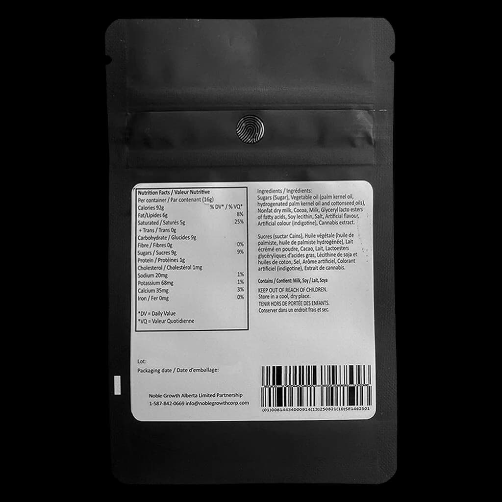 Panneau arrière de la barre de chocolat au cannabis Shatter Bar de Next Friday affichant les valeurs nutritives, les ingrédients, les mises en garde, le code-barres et les coordonnées du fabricant