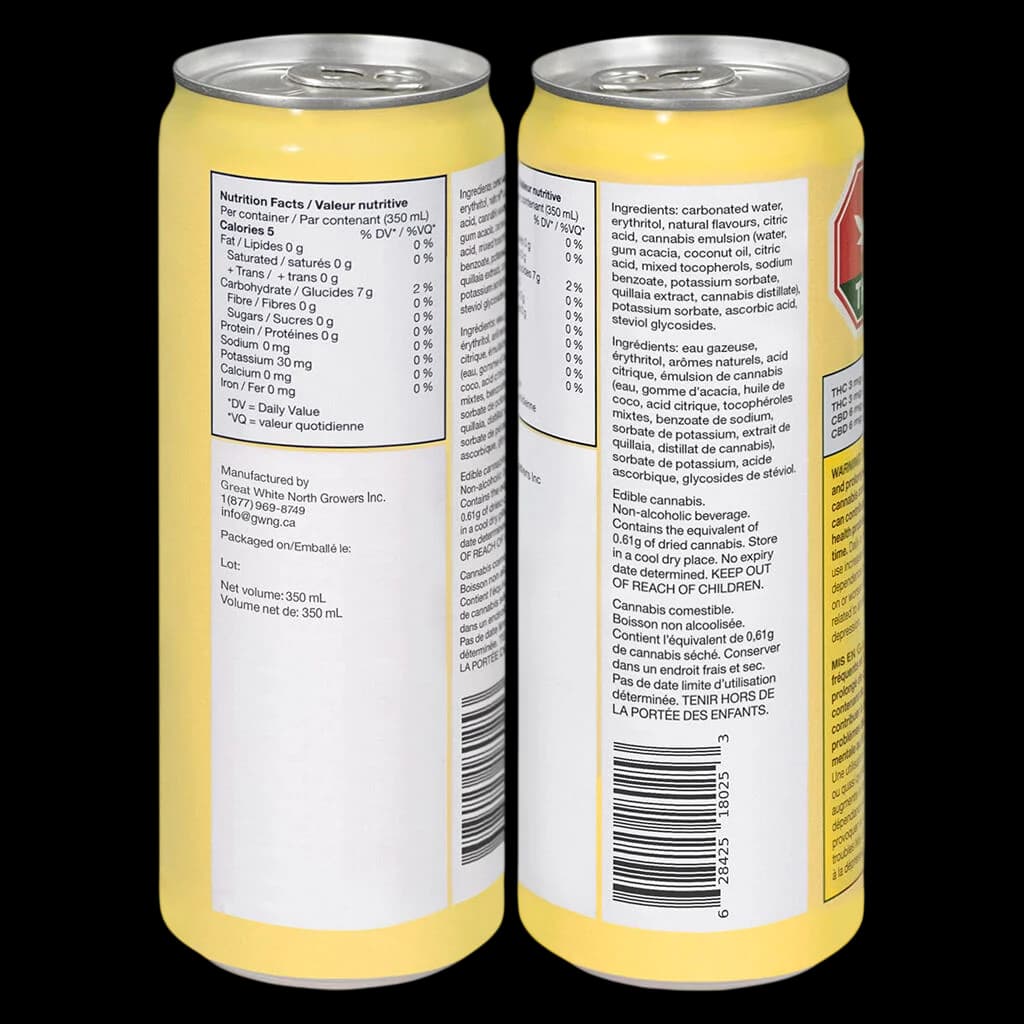 Deux canettes de 350 mL de boisson au cannabis Green Monké saveur ananas-noix de coco avec étiquette jaune indiquant les valeurs nutritives et les ingrédients