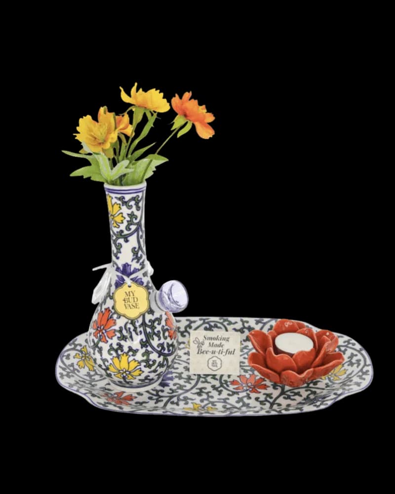 My Bud Vase Lotus bong with blue and white porcelain design, yellow and orange flowers, displayed on matching tray